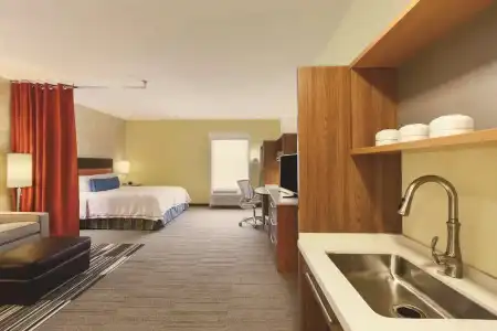 Home2 Suites by Hilton College Station - 55