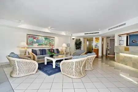 181 The Esplanade - 41