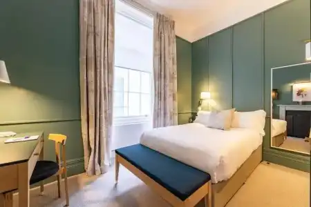 The Goodenough London - 90