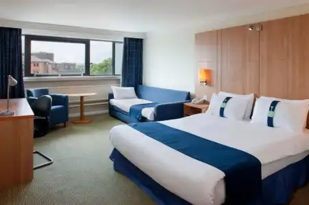 Holiday Inn Cardiff City Centre by IHG - 16
