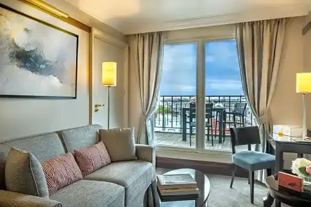 Hôtel Pont Royal - 72
