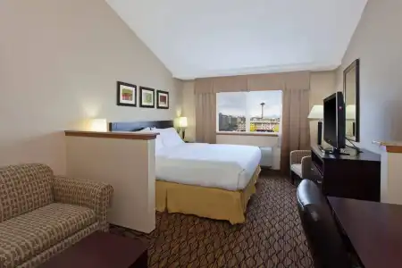 Fairfield Inn & Suites Seattle Downtown/Seattle Center - 2
