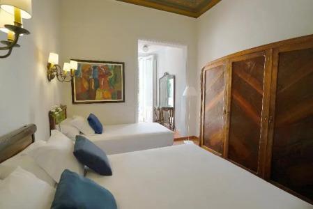 Medium Romantic - 54