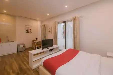 Ngan Pho Studio & - 176