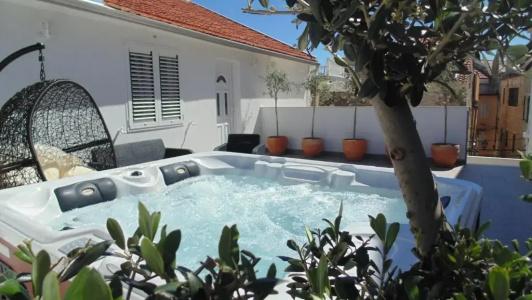Refresh Boutique Apartments - 193
