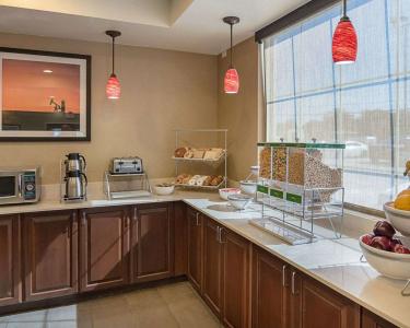 Comfort Inn Midland South I-20 - 20