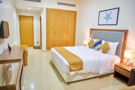 City Stay Grand Apartments - 4