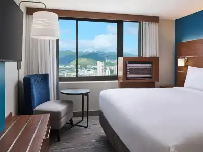 Holiday Inn Express WAIKIKI by IHG - 56