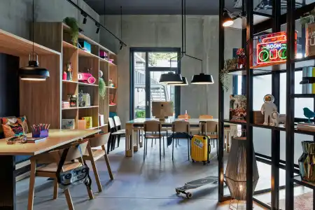 Moxy Hamburg City - 21