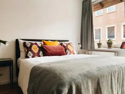 Melter & Apartments - a Neighborhood - 41