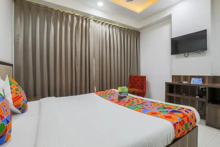 FabPrime Sapphire Inn - 21