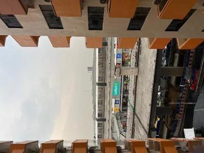 Mall Suites - 162