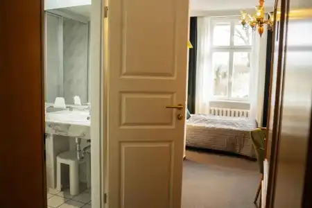 & Restaurant Am Alten Rhin - 4
