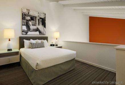 The Inn at Venice Beach - 14