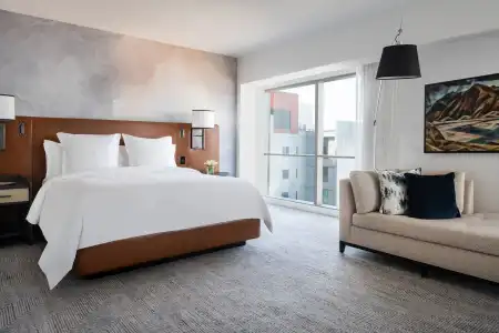 Four Seasons Seattle - 3