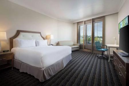DoubleTree by Hilton San Diego Bayside - 78