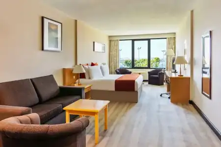 Crowne Plaza MUSCAT by IHG - 37