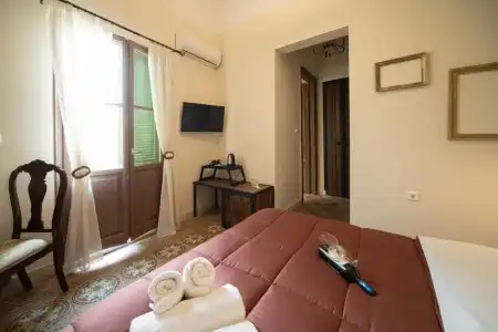Beautiful City Suites - 33