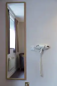 Hello - 15