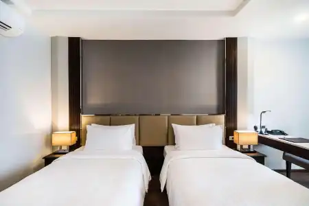 SureStay Plus by Best Western Sukhumvit 2 - 7