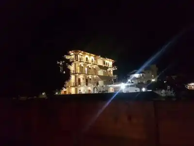 Luxury Everest - 15