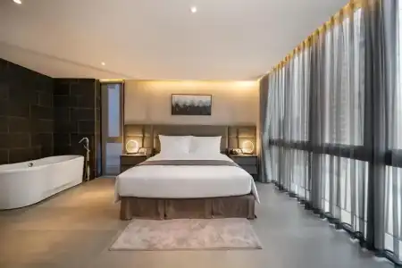 LEGEND Boutique - 69