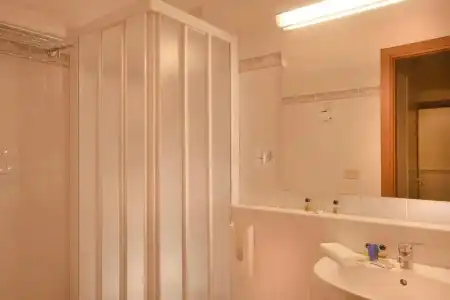 Silla - 26