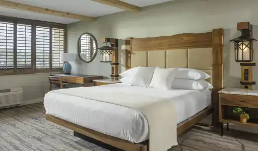Lakehouse at High Peaks Resort - 2