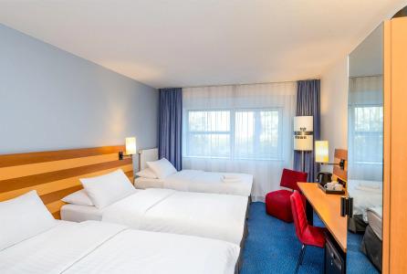 IntercityFrankfurt Airport Terminal 3 - 39