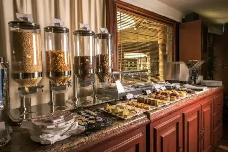 Telal Resort, Al Ain - 8