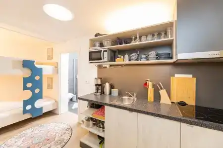 Little Suite Apartments - 17