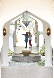 Bluebay Beach Resort & Spa - 37
