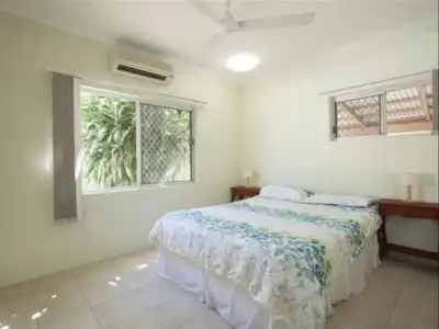 Seascape Holidays - 53 Reef Street - 4
