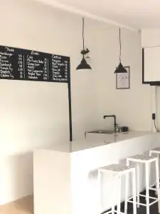 Cat's Hostel - 21