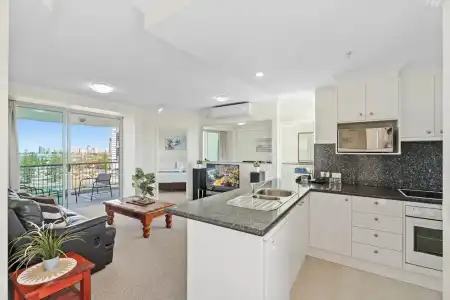 Crystal Bay on the Broadwater - 125