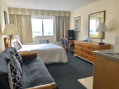 Ocean Surf Resort - 22