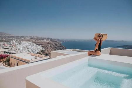 Caldera Cliff Illusion Suites - 95