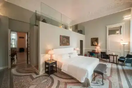 Royal Palace Luxury Suites & - 61