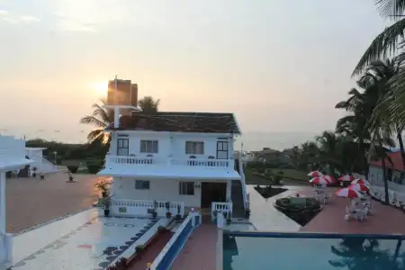 Empire Guest House - 23