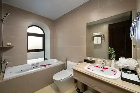Halios Luxury Halong - 57