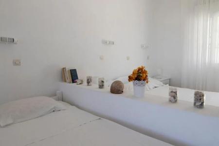 Armadoros / Ios Backpackers - 149