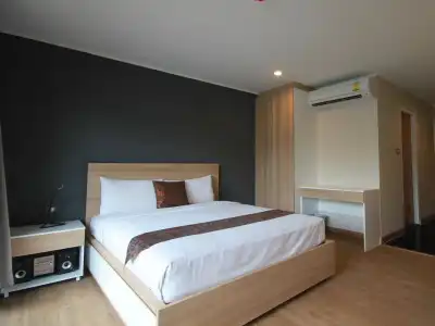 Sereine Sukhumvit 39 - 23