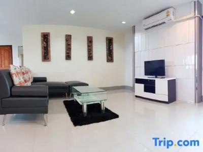 V Place Residence - 35