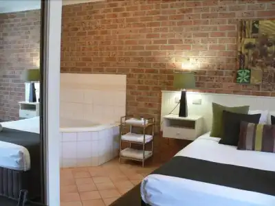Begonia City Motor Inn - 4