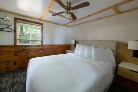 Depe Dene Lakeside Resort - 317