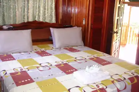 Home Stay Stc Bed & Breakfast - 14