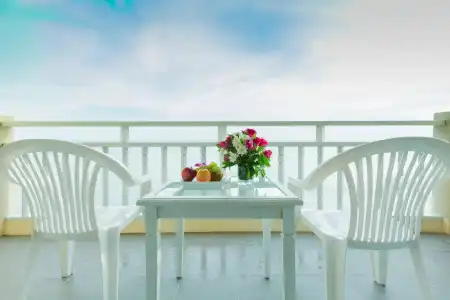 Royal Phala Cliff Beach Resort and Spa - 7