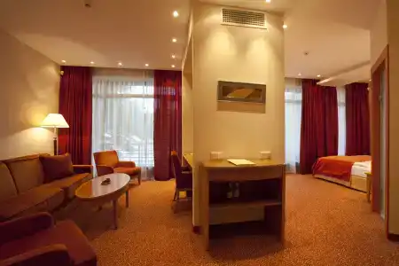 Amber Spa Boutique - 1