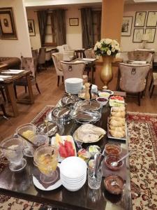 Regal Residence - 10