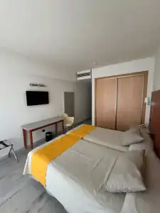 Oasis Plaza - 39
